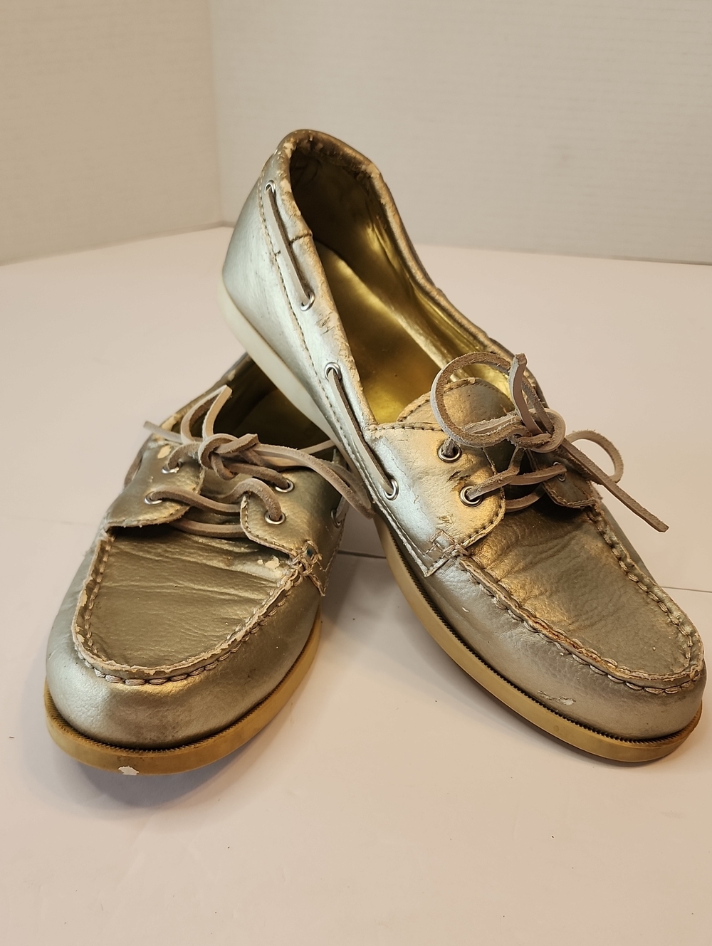 MERONA All Man Made Metallic Gold Boat Shoes with Lace Tie